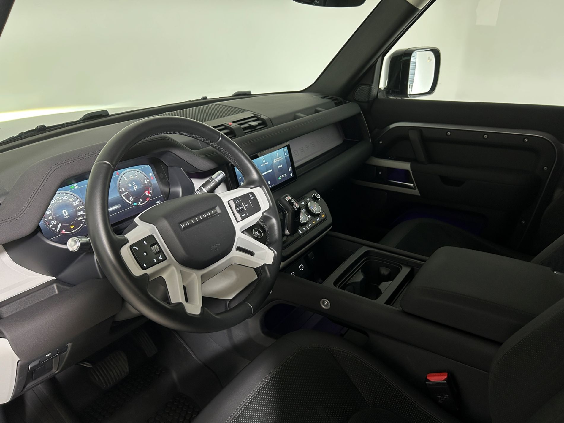 Defender 110 3.0d i6 mhev SE awd 200cv auto - Autoviemme